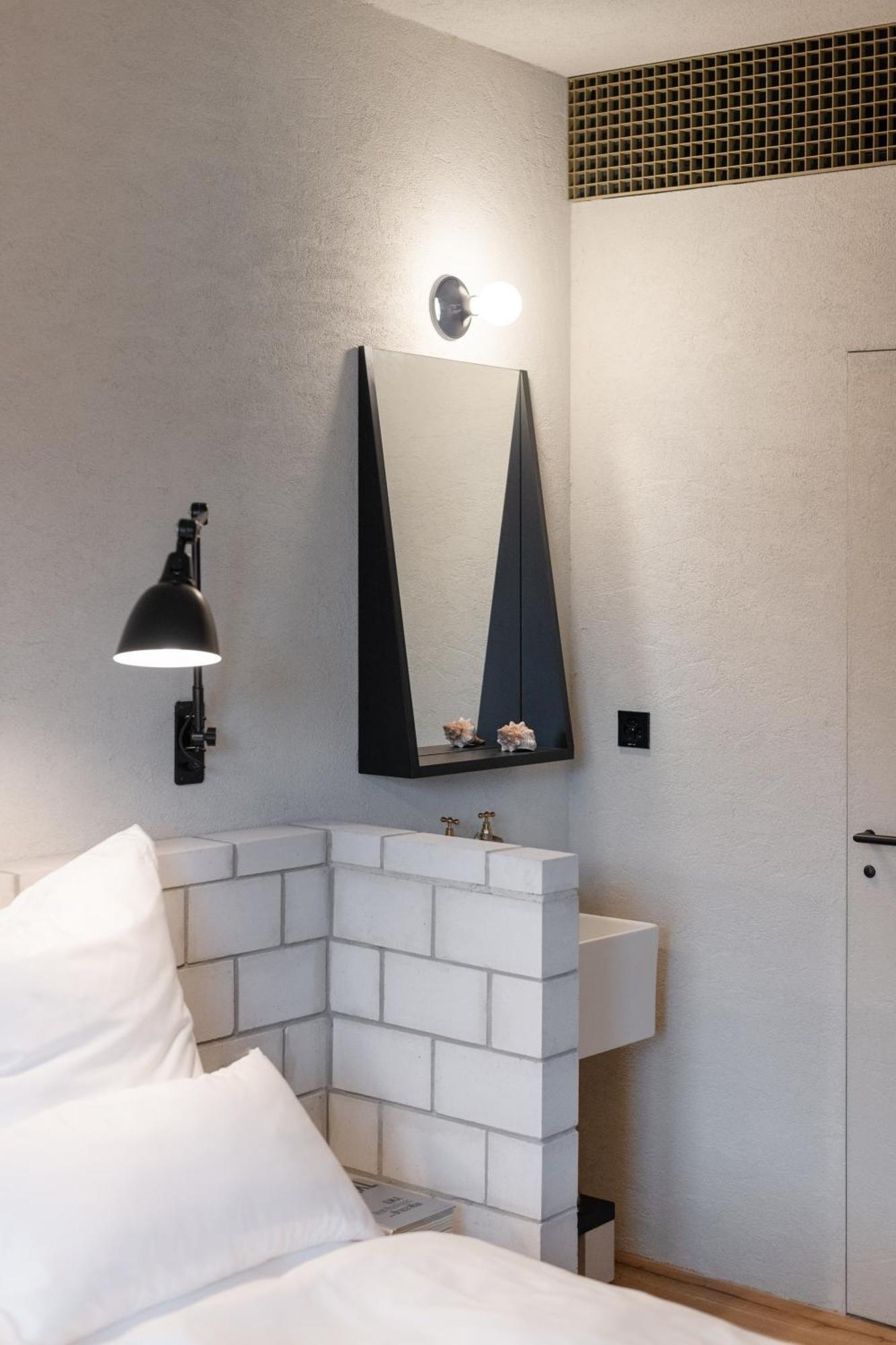 B5 Boutique Hotel (Adults Only) Лугано Екстериор снимка