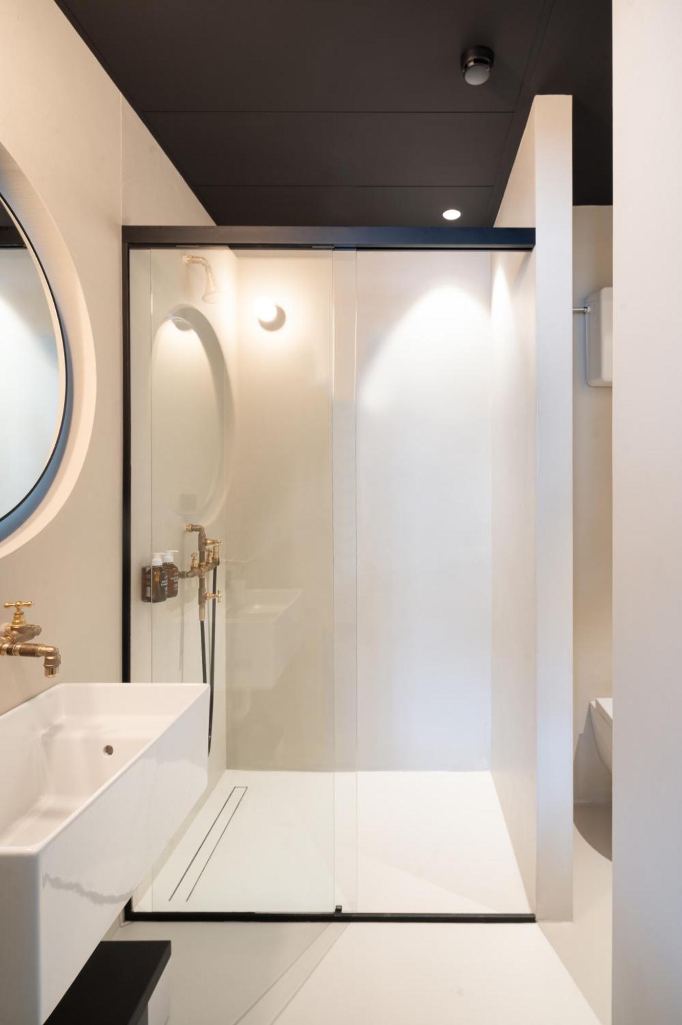 B5 Boutique Hotel (Adults Only) Лугано Екстериор снимка